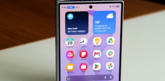 Samsung Galaxy Z Fold 8 inceleme: Daha geniş tasarım katlanabilir deneyimini değiştiriyor