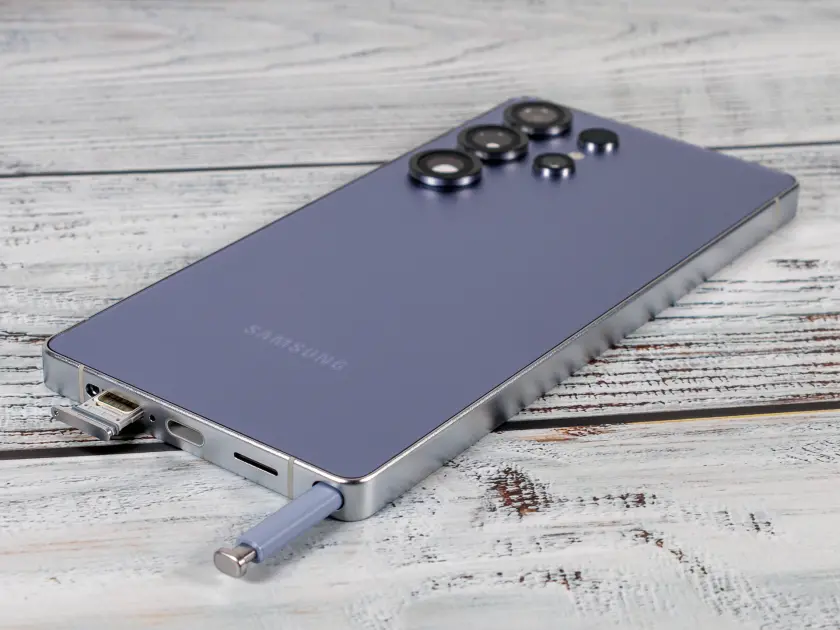 Galaxy S26 Ultra'nın tasarımı sızdırıldı: Yeni kamera gündemde