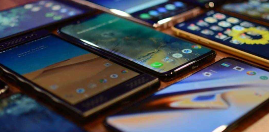 Avrupa’da akıllı telefon satışları yükseldi, ancak sektör için alarm zilleri çalıyor
