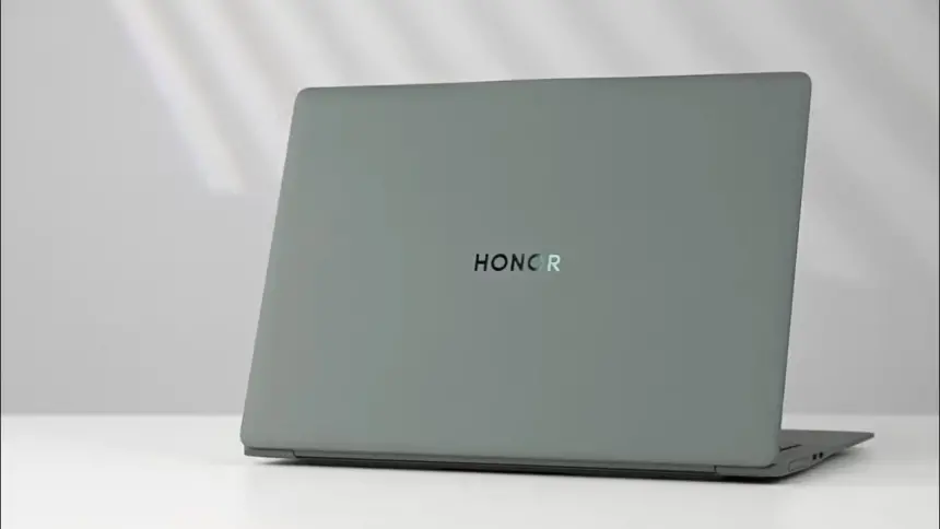 Honor MagicBook Art 14 tanıtıldı: İnce, hafif ve güçlü USB tarzında dizüstü