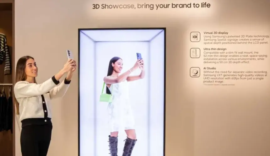 Samsung yapay zeka destekli ekranlarla gövde gösterisi yaptı