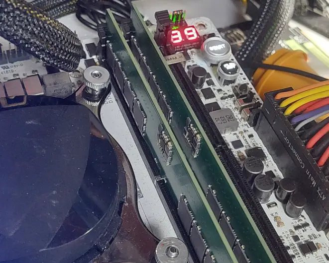 ASUS HUDIMM DDR5 nedir ve uygun fiyatlı PC sistemlerini nasıl değiştirecek?