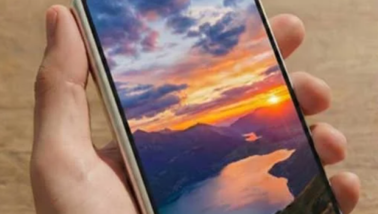Samsung Galaxy Wide Fold hakkında ilk bilgiler ortaya çıktı