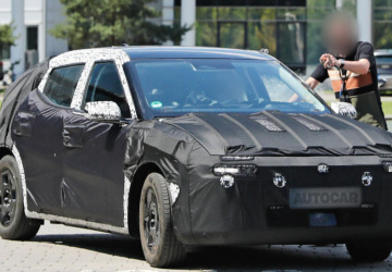 Hyundai Ioniq 2: Renault 4 rakibine ilk bakış