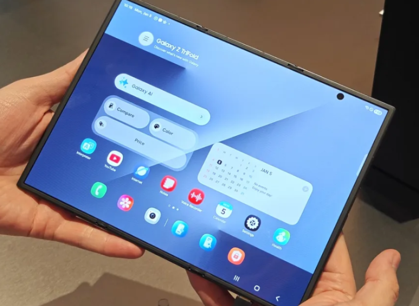 Samsung'un üçe katlanan telefonu geri dönüyor! 10 inçlik ekranıyla yine sınırları zorlayabilir
