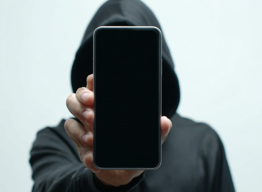 Apple, eski iPhone’lar için iOS 15.8.7 acil güvenlik güncellemesini yayınladı