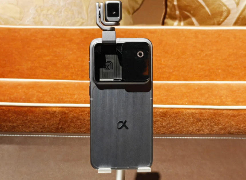 Honor Robot Phone, amiral gemisi özellikleriyle dikkat çekiyor: Çift 200 MP kamera ve hareketli gimbal sistemi yolda