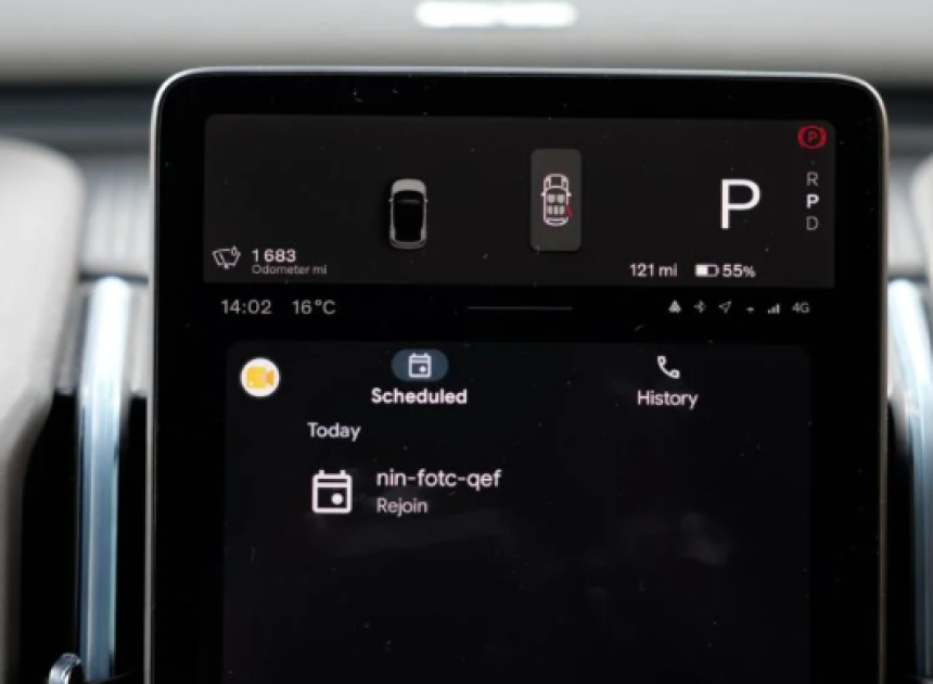 Google, Android Auto’daki çökme ve bağlantı sorunlarına yönelik düzeltmeyi kullanıma sundu