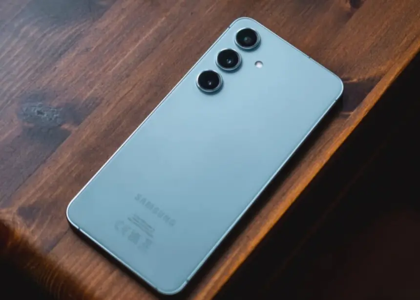 Galaxy S26 kamera yükseltmesi ve artan fiyatıyla gündeme oturdu