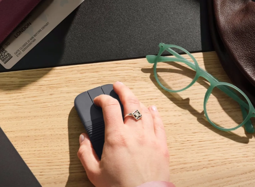 Logitech’in katlanabilir mini faresi ortaya çıktı: Dokunmatik yüzeye alternatif olmaya geliyor