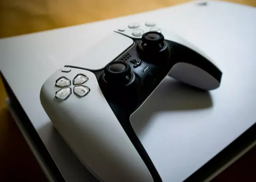 AB'den Sony'nin dijital PlayStation planına yeşil ışık: Fiziksel oyun satışını engelleyecek adım gelmeyecek