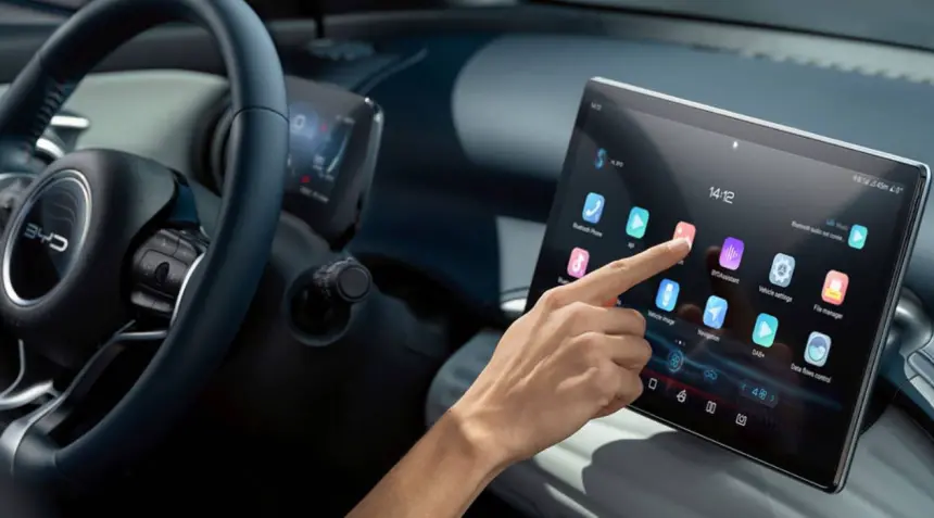 BYD ile tablet teknolojisi otomotive doğrudan entegre edildi