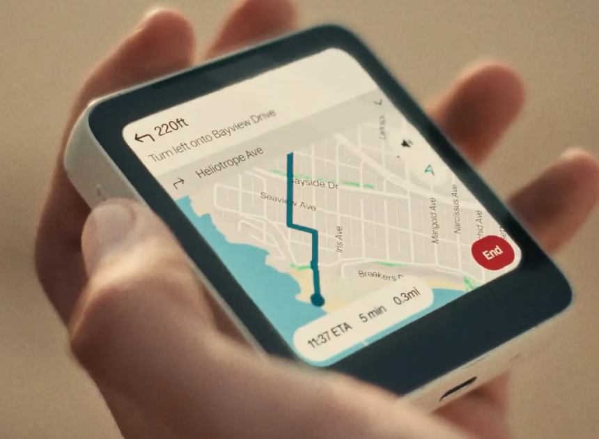 Meadow dikkat dağıtıcı uygulamaları ortadan kaldıran kare telefon olarak tanıtıldı
