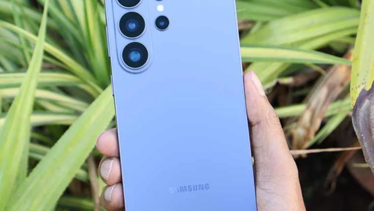 Galaxy S26 Ultra 150 metrelik düşüşten sağ çıktı