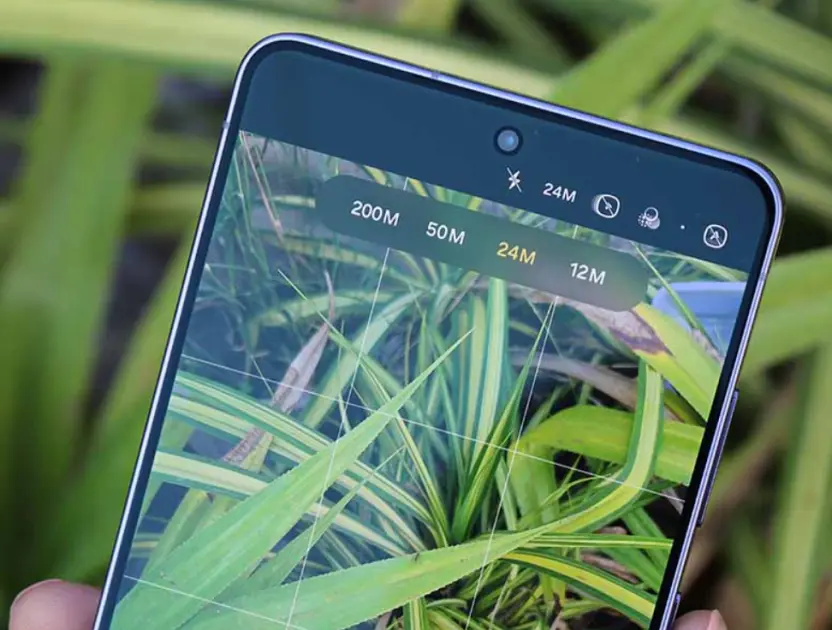 Samsung, kaldırdığı kamera özelliğini geri getirmeyi değerlendiriyor