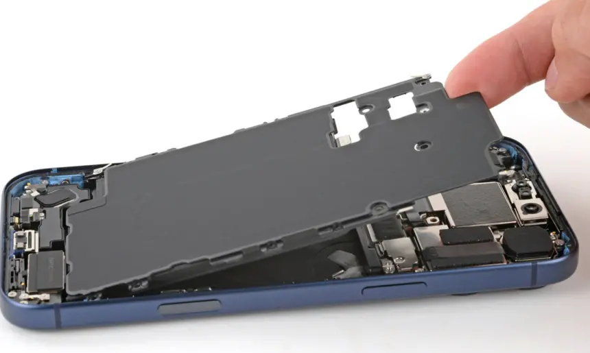 Apple, iPhone 18 Pro'da devasa bataryalara ihtiyaç duymadığını göstermeye çalışıyor