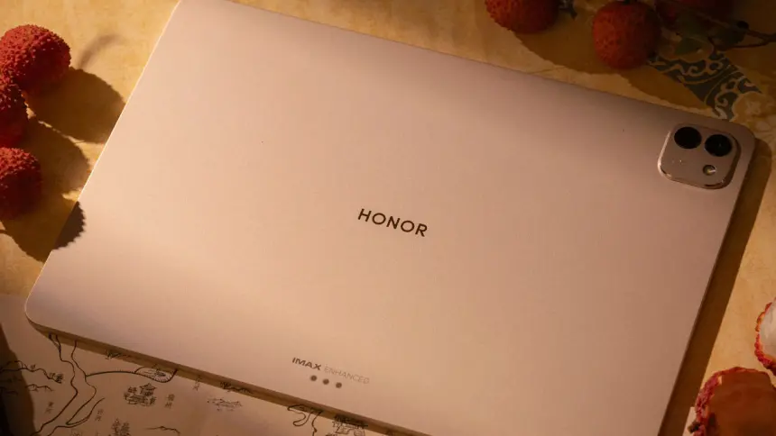Honor MagicPad 3, 16 GB RAM ve üst düzey özelliklerle küresel pazarda
