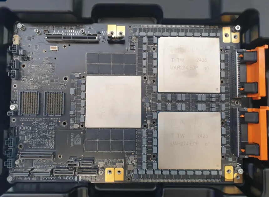 Apple, yeni Siri için Google'a yöneldi; kullanıcı verilerini korumak için NVIDIA çözümü devrede