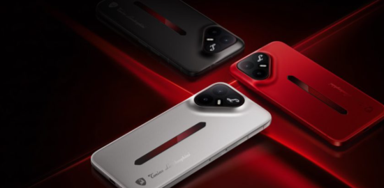 TECNO ve Tonino Lamborghini MWC 2026’da ortak donanım serisini tanıttı