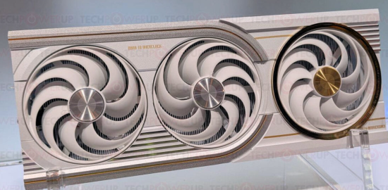 Colorful, 30. yıl için özel RTX 5090D v2 ARCANIX ekran kartını sergiledi