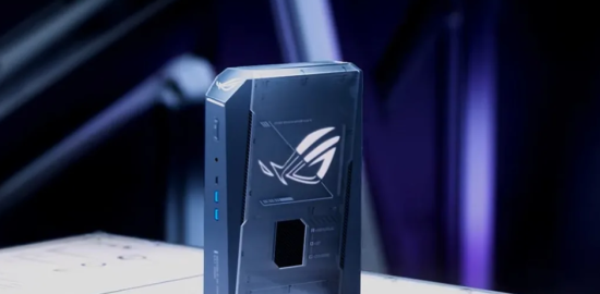 ASUS'tan avuç içine sığan oyun canavarı: ROG GR70 satışa çıktı