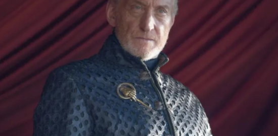 Batman 2 oyuncu kadrosu genişliyor: Charles Dance hangi rolle gelebilir?