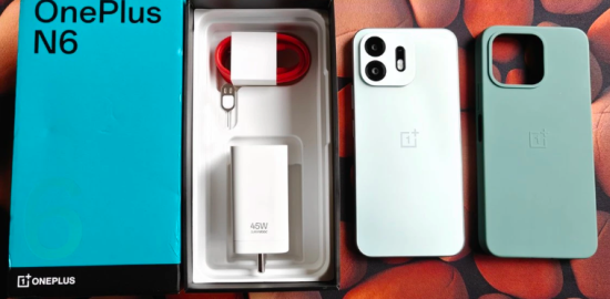 OnePlus N6 ilk kez kutusundan çıktı: Gerçek görüntüler tasarımı ve kutu içeriğini ortaya koydu