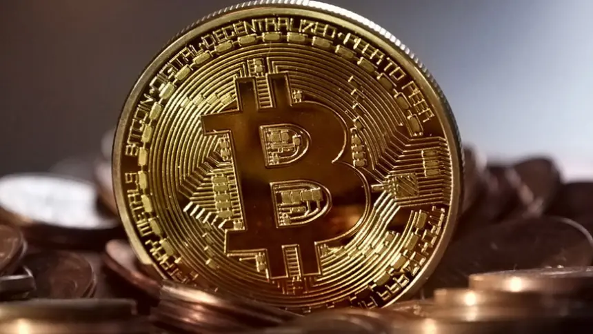 Bitcoin yılın en sert düşüşünde: Yüzde 45 değer kaybetti