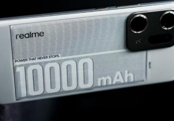 Dünyanın ilk 10.000 mAh akıllı telefonu geliyor!