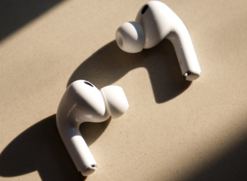 Apple kameralı AirPods için sona yaklaşıyor: yeni model testlerin kritik aşamasına geçti