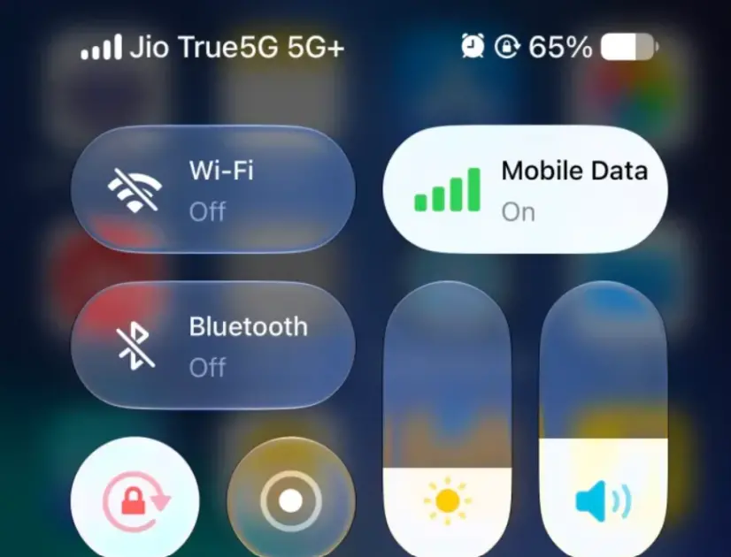 iOS 27 Beta 3 yayınlandı: Siri yenilendi, Liquid Glass tasarımı geliştirildi ve birçok yeni özellik eklendi
