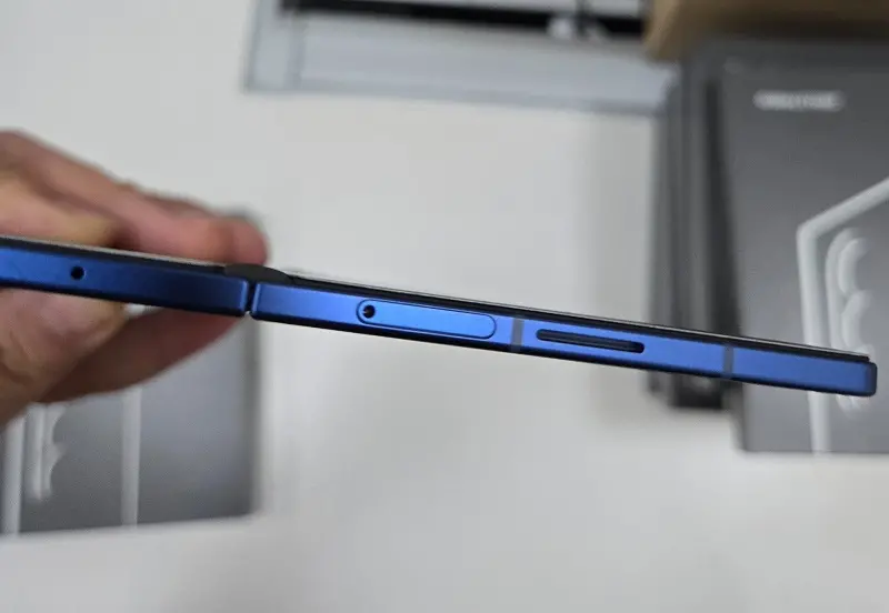 Galaxy Z Fold 7’nin ilk gerçek fotoğrafları sızdırıldı