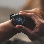 Casio G-Shock mı, Apple Watch Ultra 3 mü? İşte hangi dayanıklı saat size daha uygun