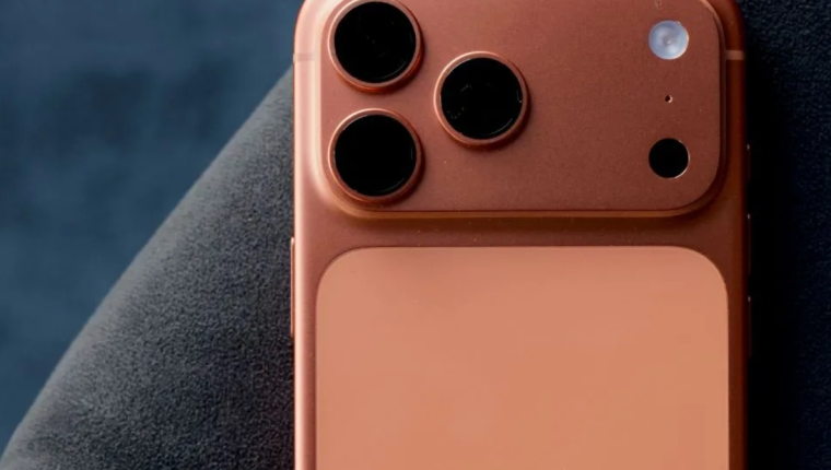 iPhone 17 Pro’nun turuncu rengi kimyasallarla değişebilir