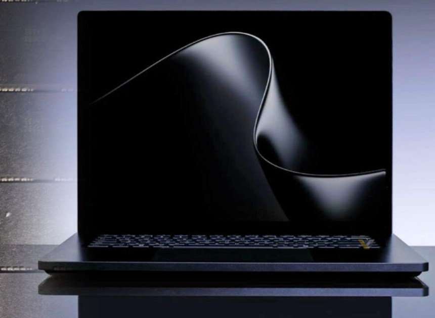 Surface Laptop Ultra RTX Spark'ın performansı lansman öncesi ortaya çıktı