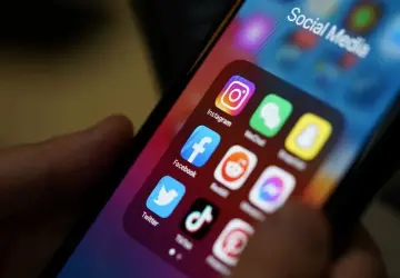 Facebook çöktü: Milyonlarca kullanıcı isyanda