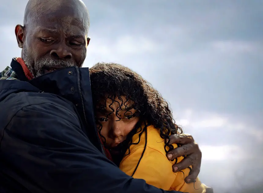 Netflix köpekbalığı temalı gerilim filmi Thrash'in resmi fragmanını yayınladı