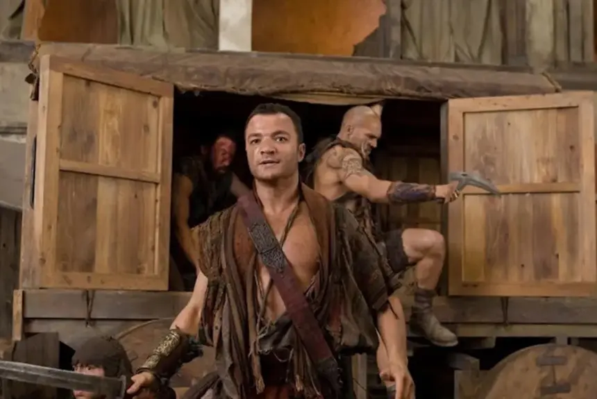 Spartacus: House of Ashur dizisi karşımıza çıkacak