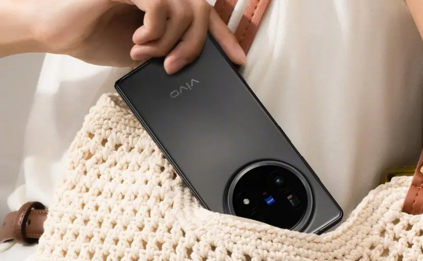 Uygun fiyata katlanabilir deneyim: Vivo X Fold 5 tanıtıldı